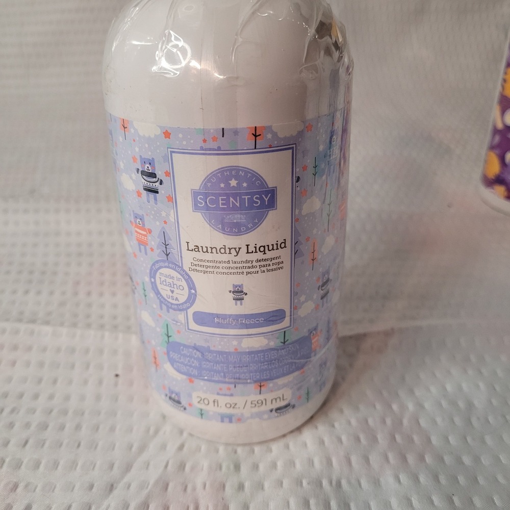 Scentsy Laundry Liquid Fluffy Fleece 20 fl oz Concentrated Detergent New Sealed